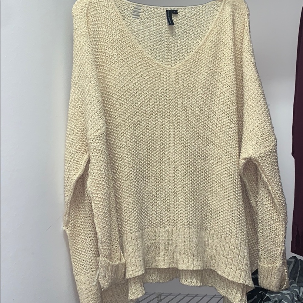 very big off the shoulder top perfect beach cover!